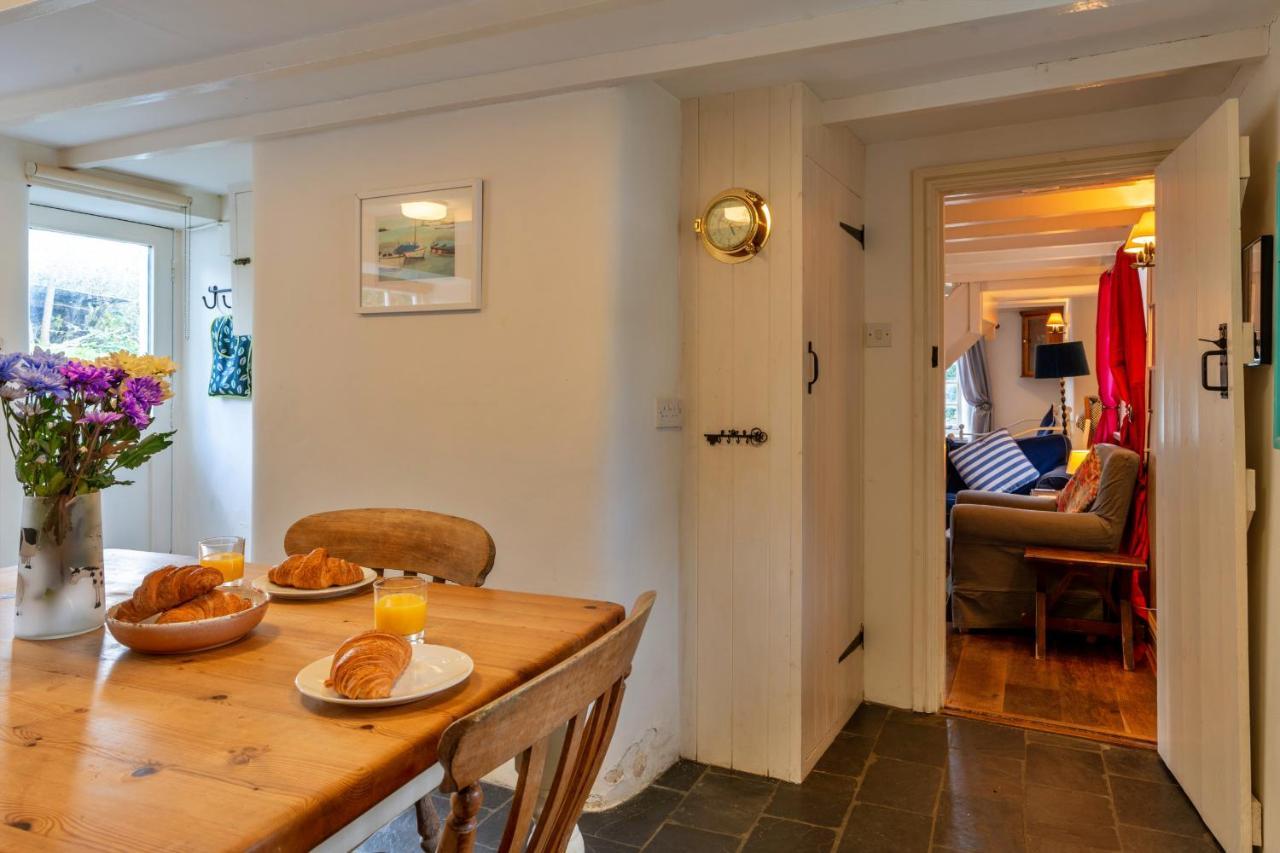 Finest Retreats - Forge Cottage Padstow Kültér fotó