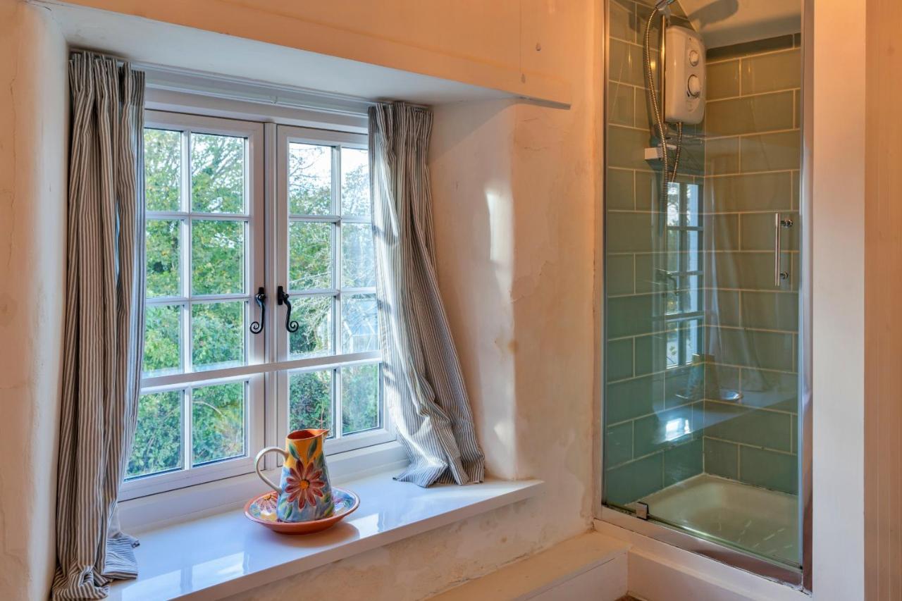Finest Retreats - Forge Cottage Padstow Kültér fotó