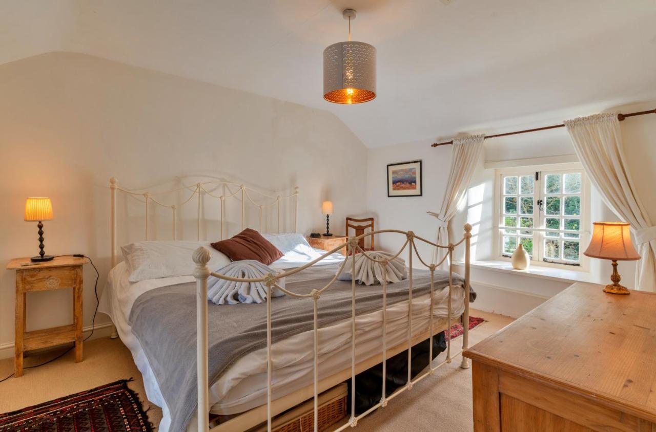 Finest Retreats - Forge Cottage Padstow Kültér fotó