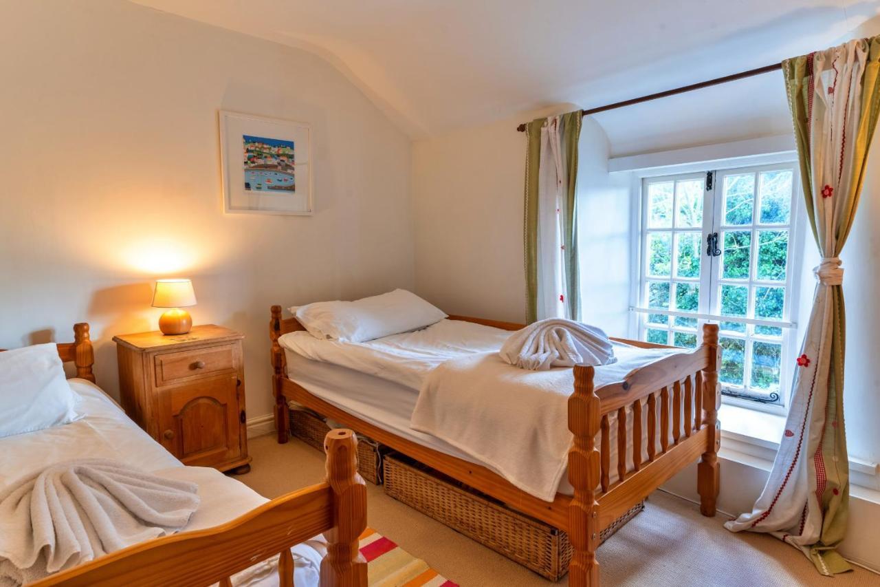 Finest Retreats - Forge Cottage Padstow Kültér fotó
